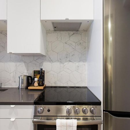 The Santamaria Golden Palms Studio By Den Stays Montréal Esterno foto