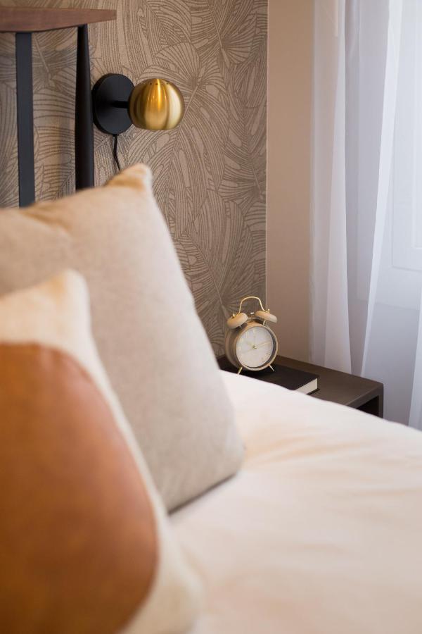 The Santamaria Golden Palms Studio By Den Stays Montréal Esterno foto